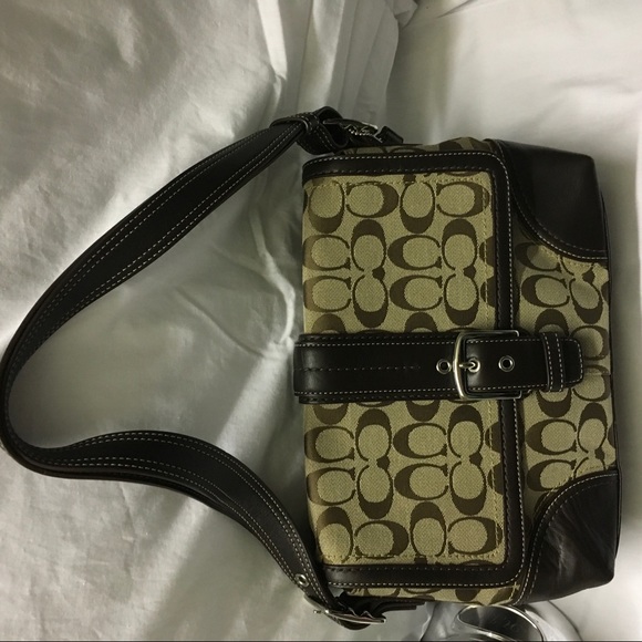 💕🆕💯make an offer! Coach hampton shoulder bag 💙 - Picture 4 of 6
